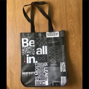 Lululemon large reusable tote